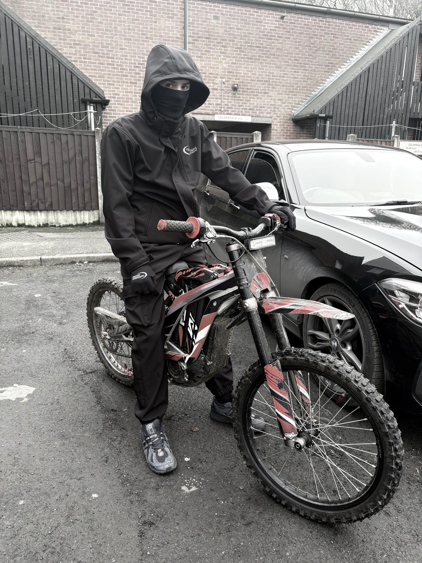 MILLIONAIRE BLACKOUT TRACKSUIT