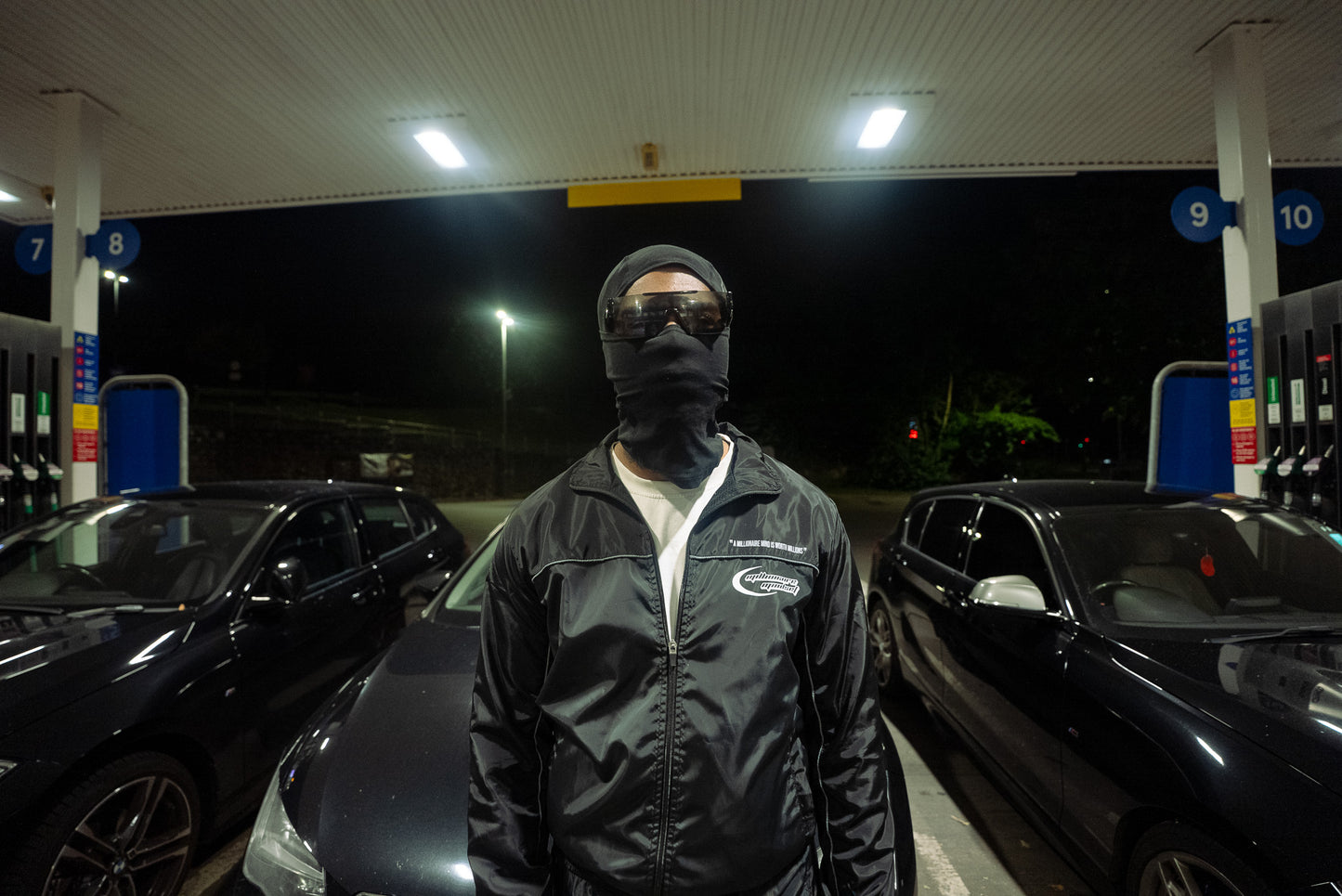 MILLIONAIRE  MINDSET SHELLSUIT 2.0